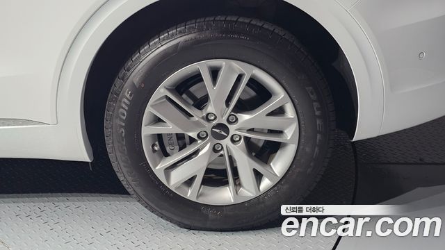 Genesis GV70 2025 — photo 7