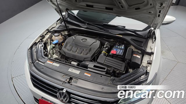 Volkswagen Passat 2018 — photo 6