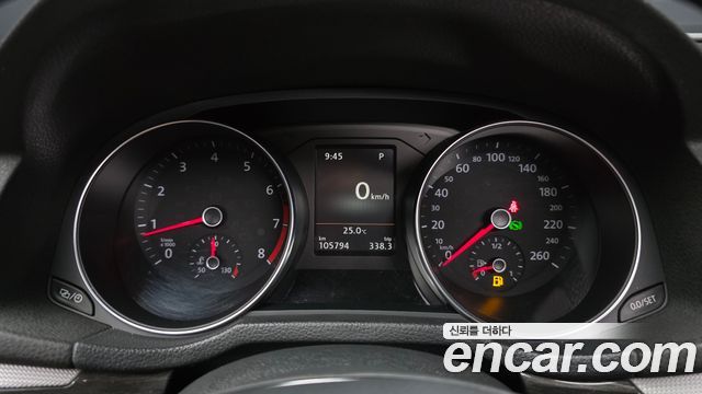 Volkswagen Passat 2018 — photo 8
