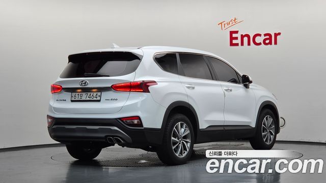 Hyundai Santafe 2019 — photo 2