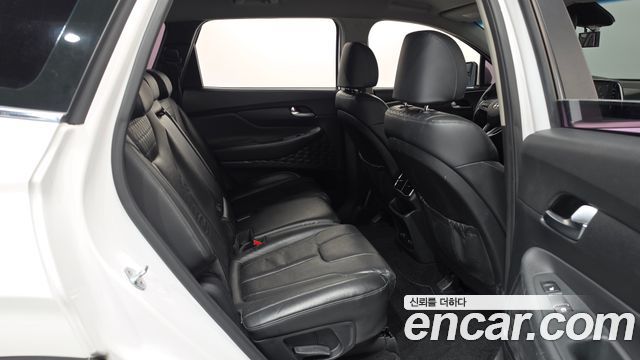 Hyundai Santafe 2019 — photo 12