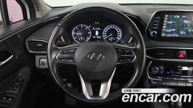 Hyundai Santafe 2019 — photo 13