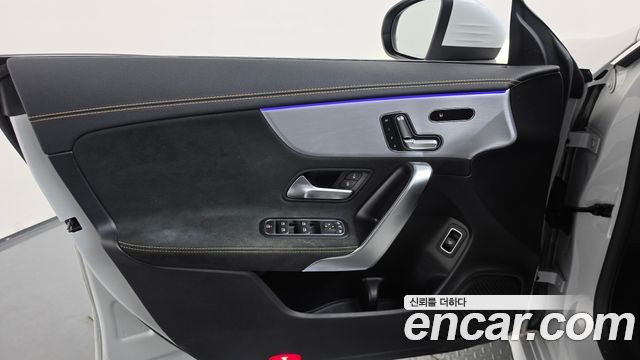 Mercedes-Benz CLA-Class 2021 — photo 14