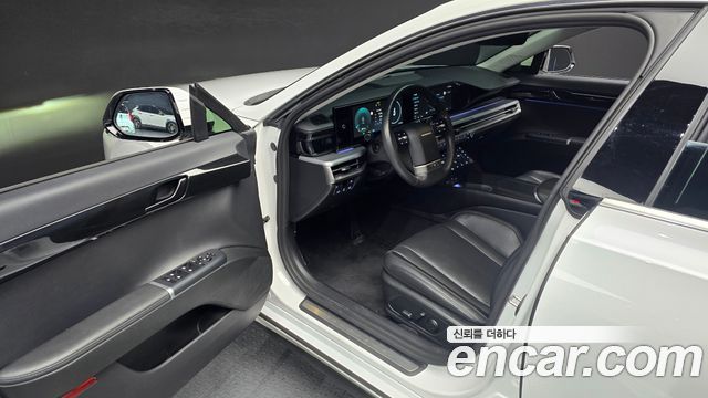 Hyundai Grandeur 2023 — photo 17