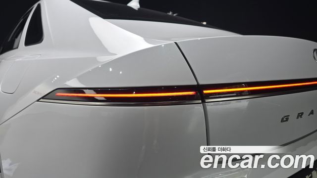 Hyundai Grandeur 2023 — photo 9