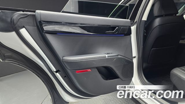 Hyundai Grandeur 2023 — photo 15