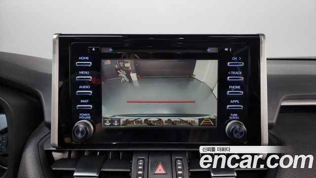 Toyota RAV4 2021 — photo 20