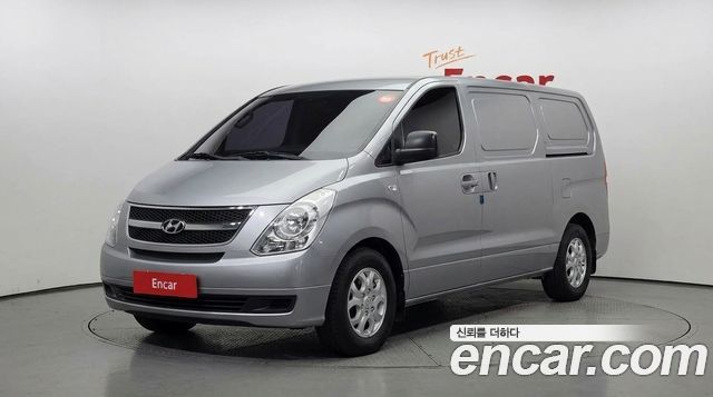 Hyundai Starex 2012 — photo 1