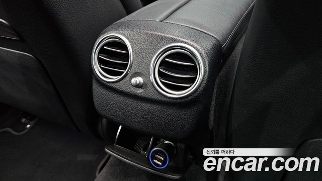 Mercedes-Benz E-Class 2019 — photo 28