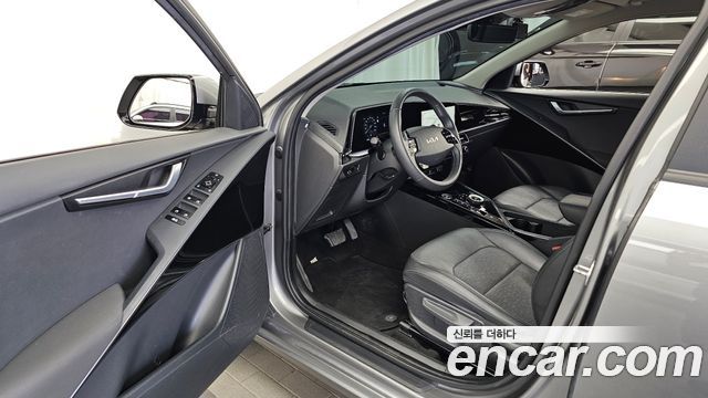 Kia Niro 2024 — photo 10