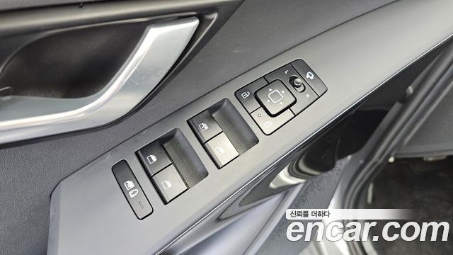 Kia Niro 2024 — photo 19