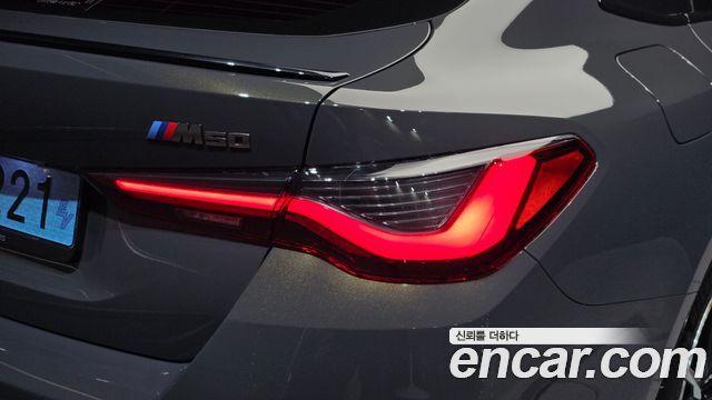 BMW i4 2024 — photo 9