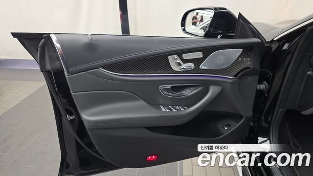Mercedes-Benz AMG GT 2020 — photo 14