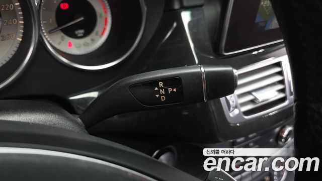 Mercedes-Benz CLS-Class 2016 — photo 9