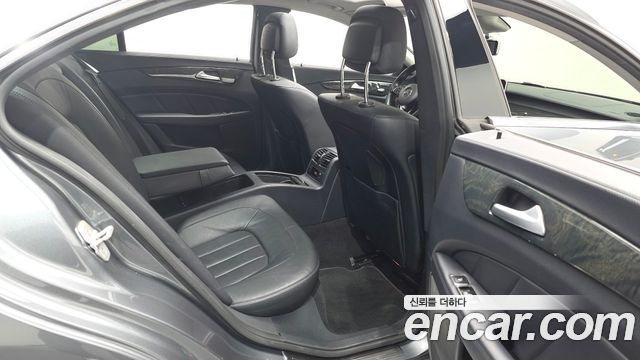 Mercedes-Benz CLS-Class 2016 — photo 12