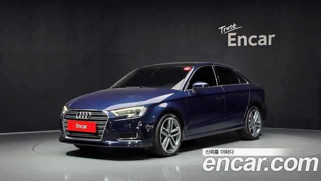 Audi A3 2020 — photo 1