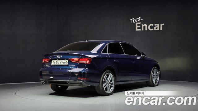 Audi A3 2020 — photo 2