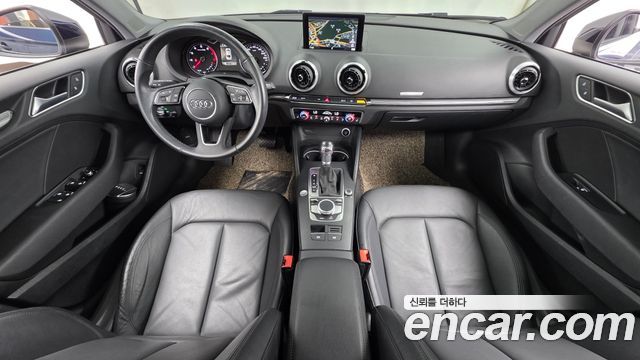 Audi A3 2020 — photo 10