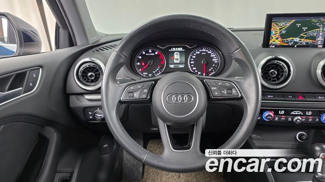 Audi A3 2020 — photo 18