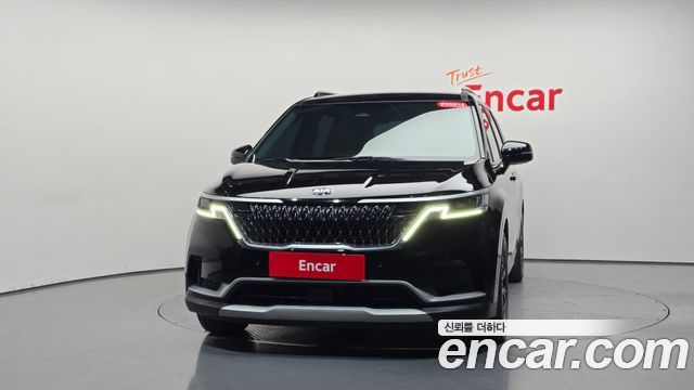 Kia Canival 2021 — photo 3