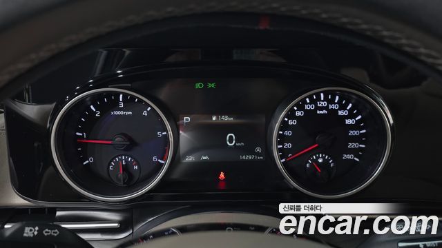 Kia Canival 2021 — photo 11