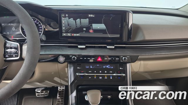 Kia Canival 2021 — photo 19