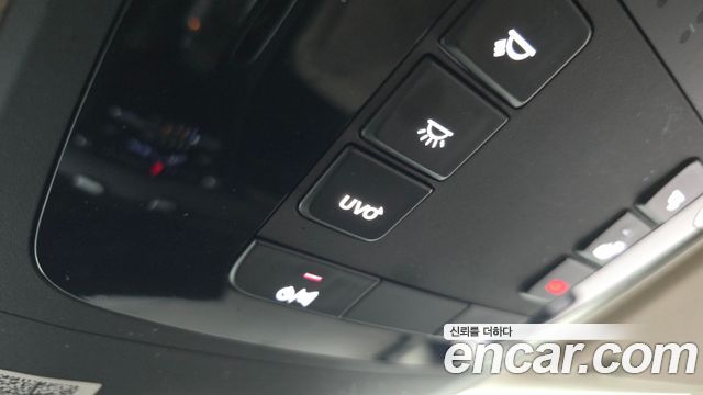 Kia Canival 2021 — photo 27