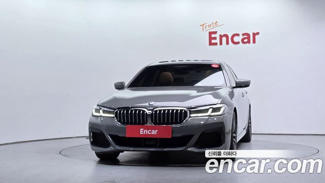 BMW 5-Series 2022 — photo 3