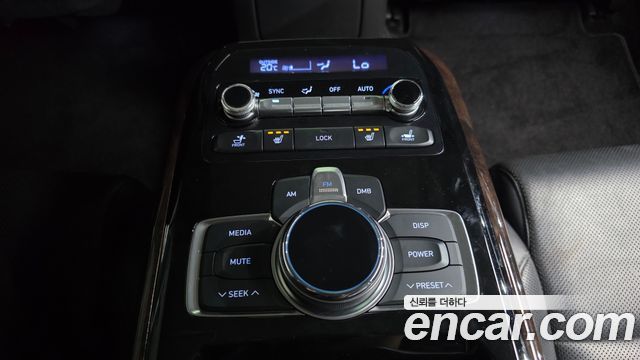 Genesis EQ900 2016 — photo 19