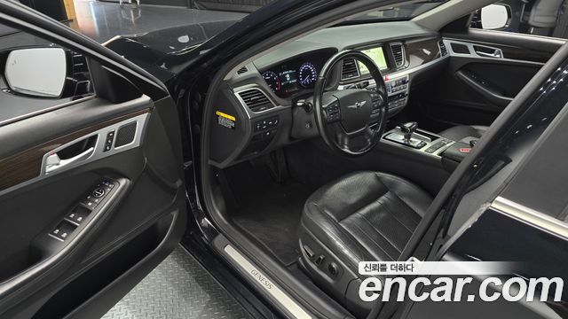 Genesis G80 2017 — photo 13
