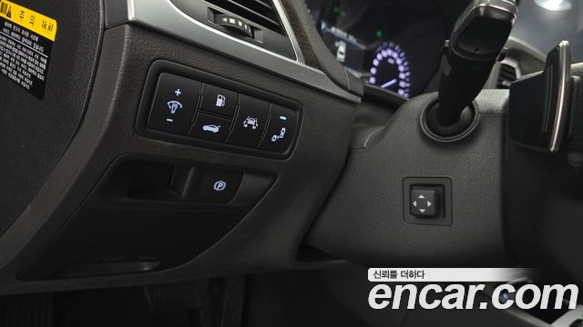 Genesis G80 2017 — photo 23