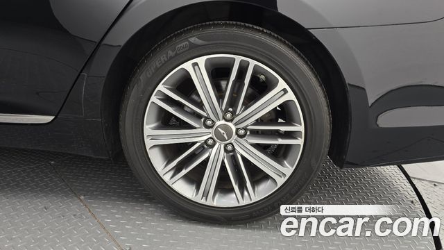 Genesis G80 2017 — photo 7