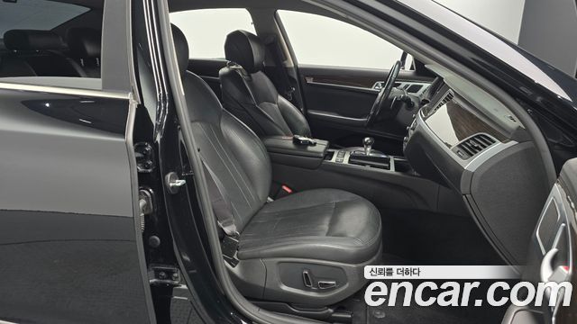 Genesis G80 2017 — photo 16