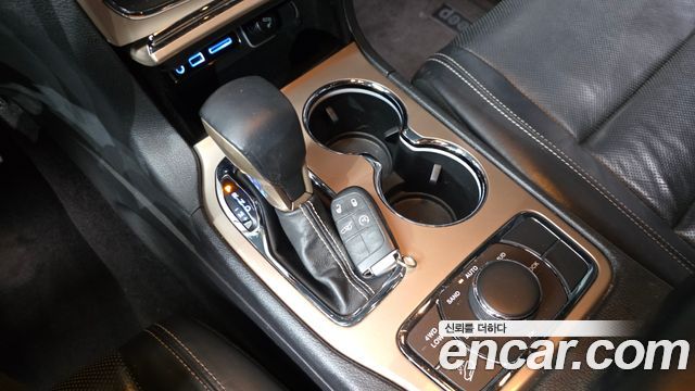 Jeep Cherokee 2017 — photo 9