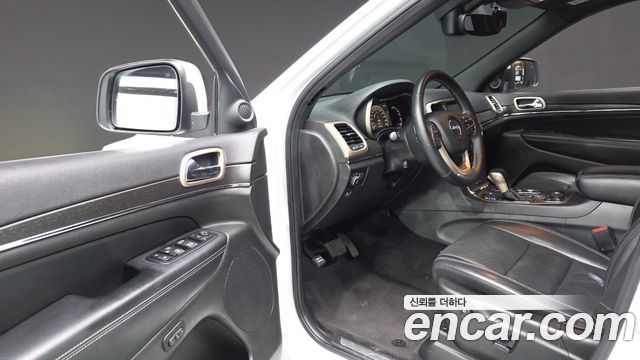 Jeep Cherokee 2017 — photo 10