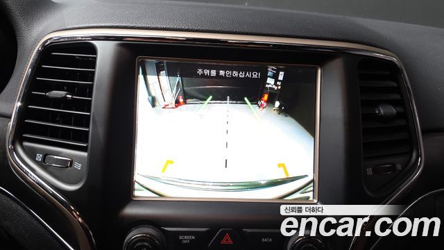 Jeep Cherokee 2017 — photo 16