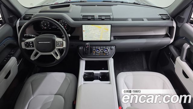 Land Rover Defender 2025 — photo 9