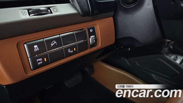 KG Mobility Rexton 2019 — photo 17