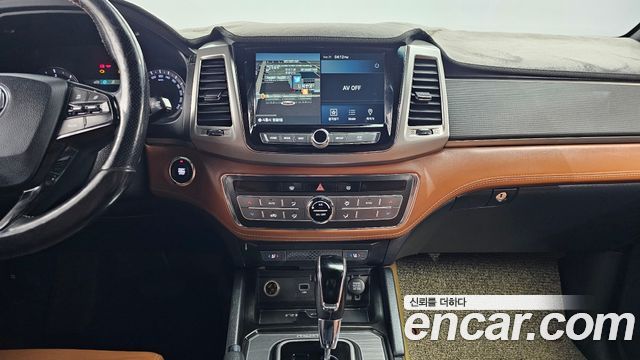 KG Mobility Rexton 2019 — photo 18