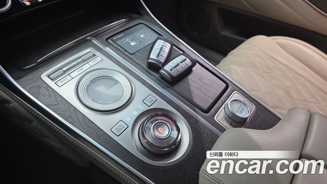 Genesis GV80 2021 — photo 9