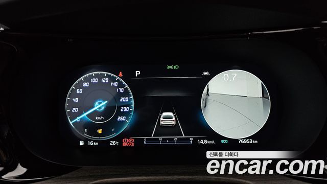 Kia K5 2022 — photo 11