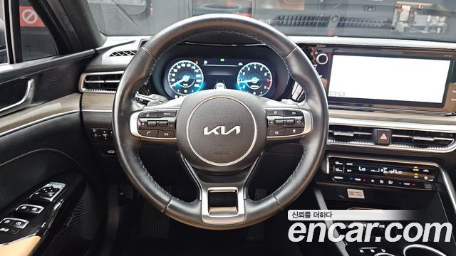 Kia K5 2022 — photo 19