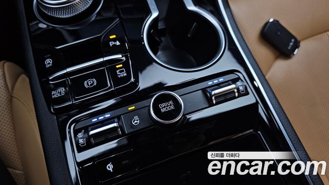 Kia K5 2022 — photo 30