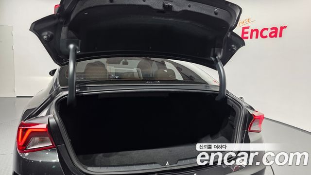 Kia K5 2022 — photo 37