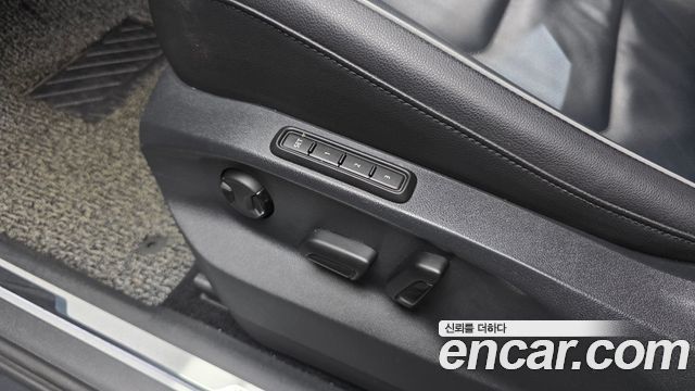 Volkswagen Tiguan 2018 — photo 18