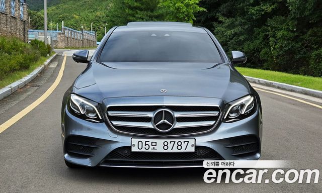 Mercedes-Benz E-Class 2019 — photo 3