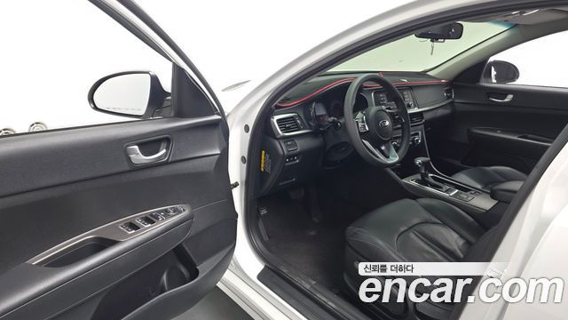 Kia K5 2020 — photo 10