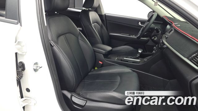 Kia K5 2020 — photo 11