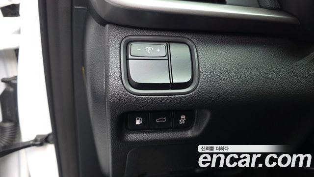 Kia K5 2020 — photo 17