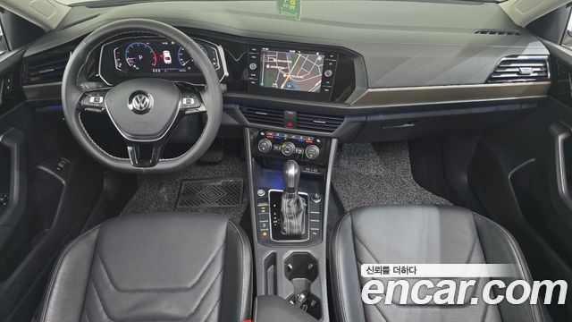 Volkswagen Jetta 2021 — photo 10